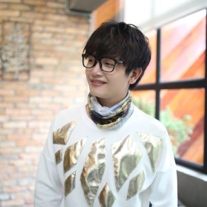 ดาวน์โหลดและฟังเพลง Khoảng Cách (Remix) พร้อมเนื้อเพลงจาก Khánh Phong