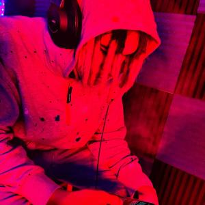 收聽Alvah的Right Now (Explicit)歌詞歌曲