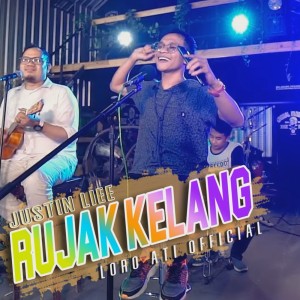 收听Loro Ati Official的Rujak Kelang歌词歌曲