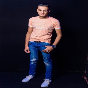 Listen to اخرك ده من جهوري song with lyrics from Tito