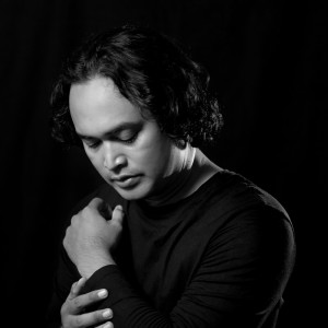 Dengarkan lagu Rasa Yang Salah nyanyian Andremian dengan lirik