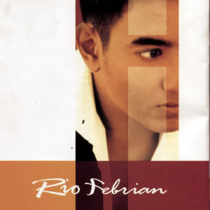 收聽Rio Febrian的Biarlah Sendiri (Album Version)歌詞歌曲