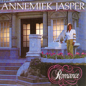 ดาวน์โหลดและฟังเพลง Romance พร้อมเนื้อเพลงจาก Annemiek Jasper