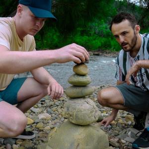 收聽Brezie的stream of consciousness歌詞歌曲