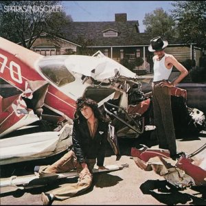 收聽Sparks的How Are You Getting Home ?歌詞歌曲