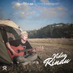 Listen to Video Rindu song with lyrics from SUARASA