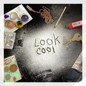 Lucy Bell的專輯Look cool