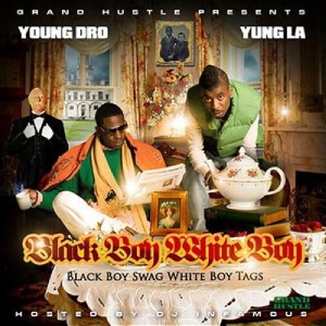 ดาวน์โหลดและฟังเพลง Who Got Strong Freestyle (Explicit) พร้อมเนื้อเพลงจาก Young Dro