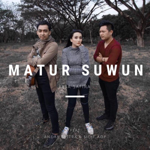 收聽Elsa Safira的Matur Suwun歌詞歌曲