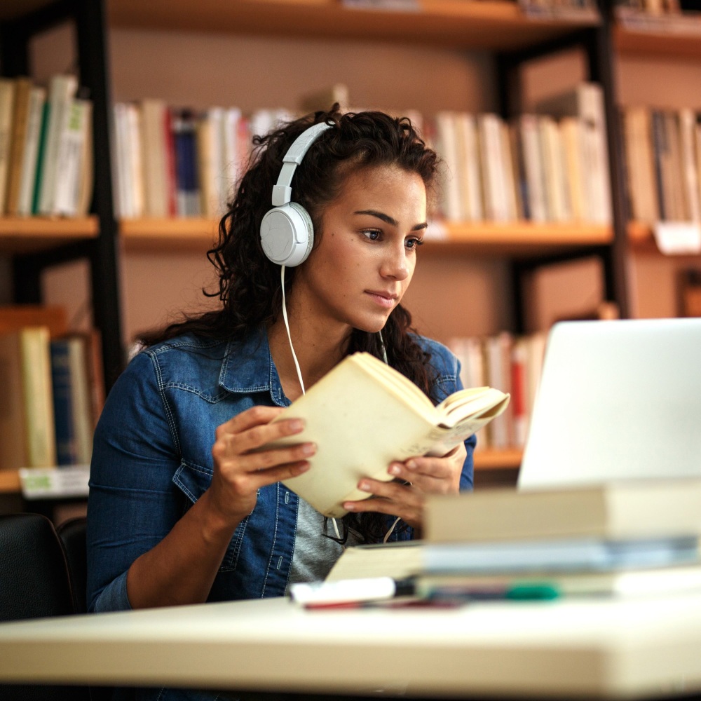 Focus Music for Efficient Thinking