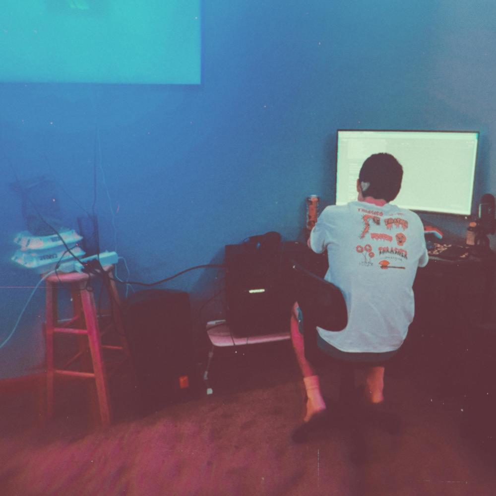 Look Back (feat. VillaOFC) (Explicit)