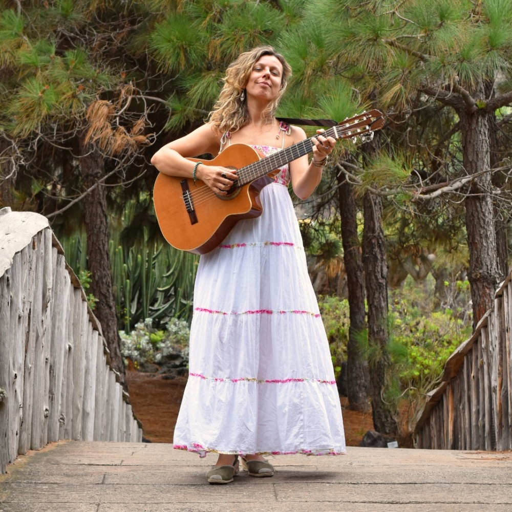 Shivaya Namaha (feat. Raimundo M. Luengo & Natalia P. Rius)