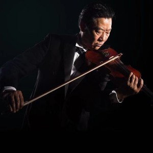 Listen to 凉城美景 (伴奏) song with lyrics from 严当当