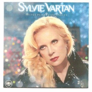 收聽Sylvie Vartan的L'Un Part, L'Autre Reste歌詞歌曲