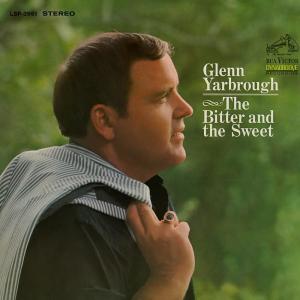 ดาวน์โหลดและฟังเพลง Come Kiss Me Love พร้อมเนื้อเพลงจาก Glenn Yarbrough