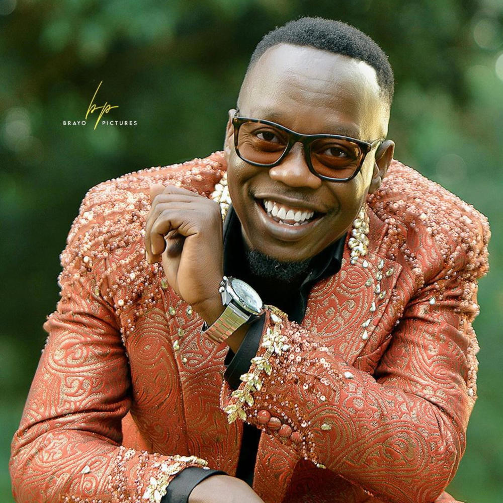Wesigame Nkunze (feat. Juliana Kanyomozi)