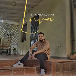 Dengarkan lagu Luva nyanyian Petro Xhori dengan lirik