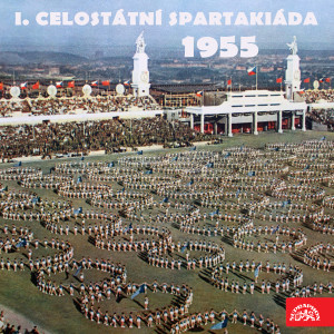 Dengarkan lagu I. Celostátní spartakiáda 1955 v Praze (Den ozbrojených sil - Vystoupení armády masovostí ke sportovnímu mistrovství /simultanní cvičení na bradlech/) nyanyian Jindřich Praveček dengan lirik