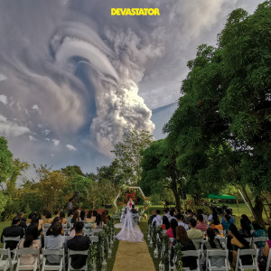 ดาวน์โหลดและฟังเพลง Only One พร้อมเนื้อเพลงจาก Phantom Planet