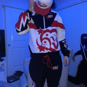 Dengarkan God’s My Only Rival (Explicit) lagu dari Planet dengan lirik