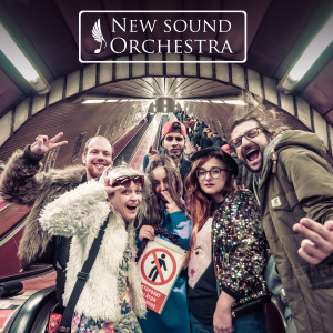 Dengarkan Heroes lagu dari Naďa Hůlková dengan lirik