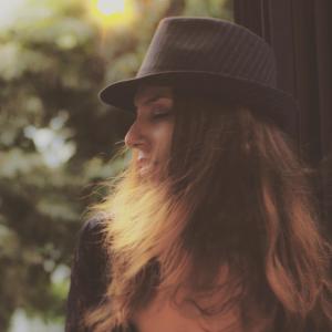 ดาวน์โหลดและฟังเพลง Slave to Society พร้อมเนื้อเพลงจาก Ivy Mor