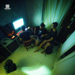 收聽Bxd Partido的Tardes que nunca acabam (feat. Orin & Mont) (Explicit)歌詞歌曲