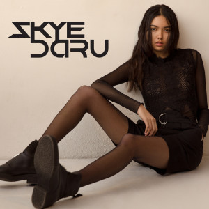 Dengarkan Dna (Elektro Riot Mentos Remix) lagu dari Skye Daru dengan lirik