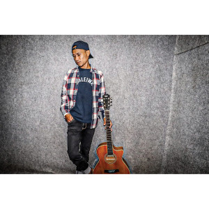 default playlist img