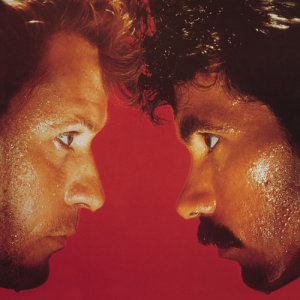 ดาวน์โหลดและฟังเพลง One On One พร้อมเนื้อเพลงจาก Daryl Hall & John Oates