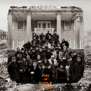 收聽Fire In Little Africa的Drowning歌詞歌曲