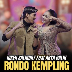收听Niken Salindry的Rondo Kempling (Keroncong)歌词歌曲