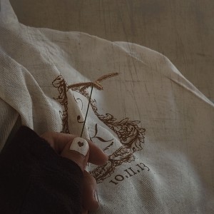 Listen to กาลครั้งนึง song with lyrics from JUNENOM
