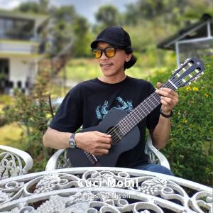 Rusli Ridwan的專輯Cuci Mobil