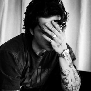 收聽Josh Lambert的BURNING BRIDGES歌詞歌曲