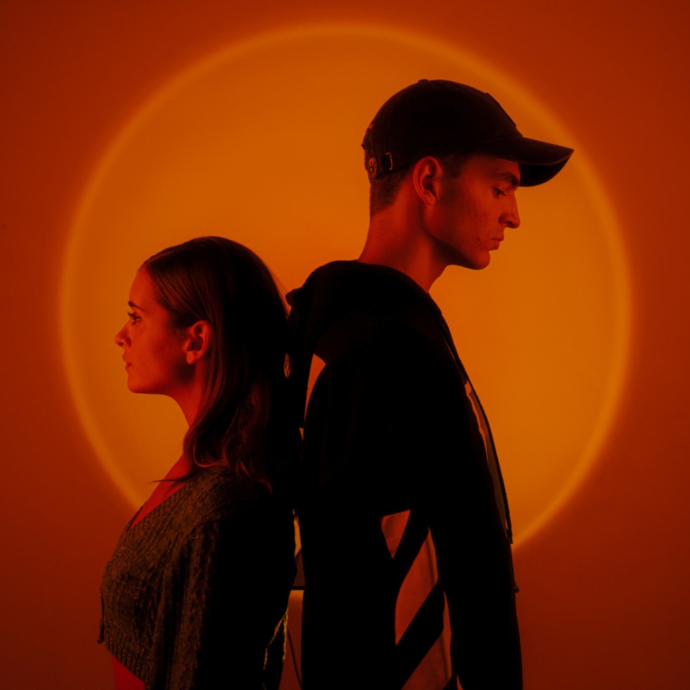 21 (feat. Mica)