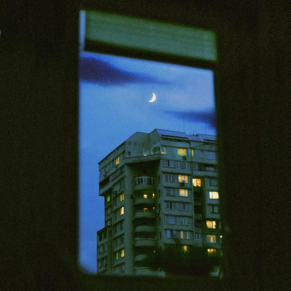 Blue Moon (feat. Jason Masoud)