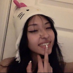 ดาวน์โหลดและฟังเพลง rare me พร้อมเนื้อเพลงจาก fatboibari