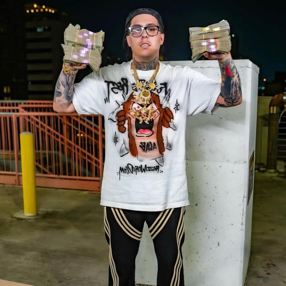 Different Freak (feat. Peso Peso) (Explicit)