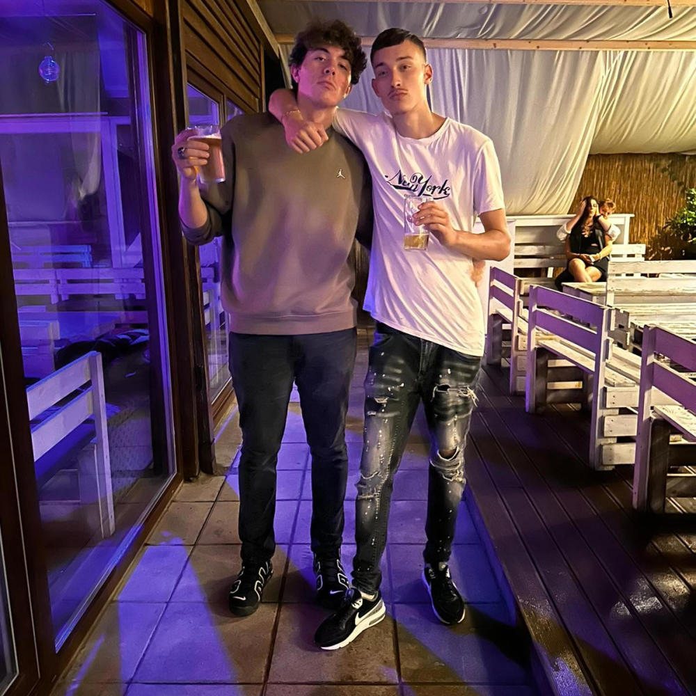 Notti non dormo (feat. Mada) (Explicit)