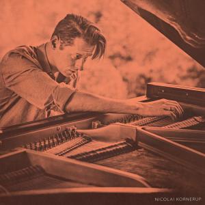 Listen to Circle (In E Minor) song with lyrics from Nicolai Kornerup