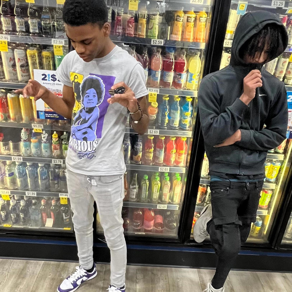 Walk In The Club (feat. Lil King2r) (Explicit)