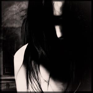 ดาวน์โหลดและฟังเพลง it's cold in the deep end (feat. Big Flowers) พร้อมเนื้อเพลงจาก mars kumari