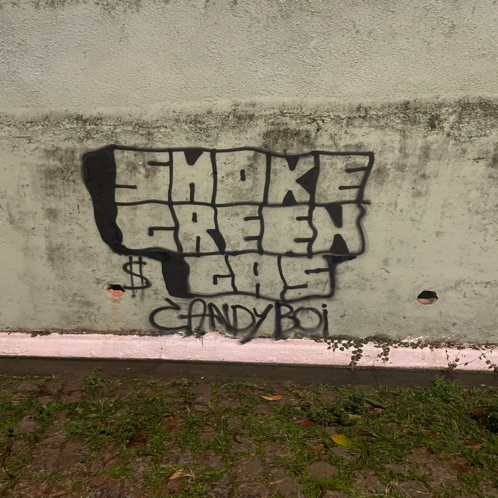 Smoke Green Gas (Explicit)