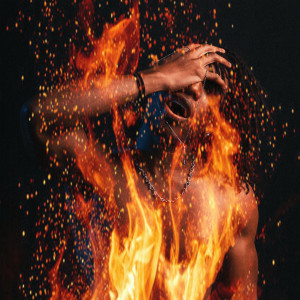 La Flame (Explicit) dari Apollo