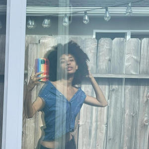 ดาวน์โหลดและฟังเพลง JROWNIN พร้อมเนื้อเพลงจาก Jemini