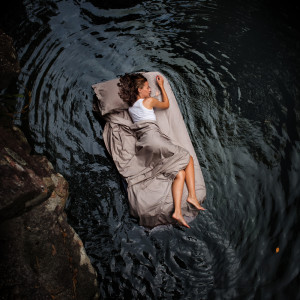 ดาวน์โหลดและฟังเพลง Sun พร้อมเนื้อเพลงจาก Música De Relajación Para Dormir Profundamente