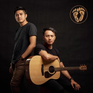 Dengarkan Indah Pada Waktunya lagu dari Kaki Band dengan lirik
