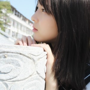 Listen to 一身诗意千寻瀑 (其他) song with lyrics from 涂山花花