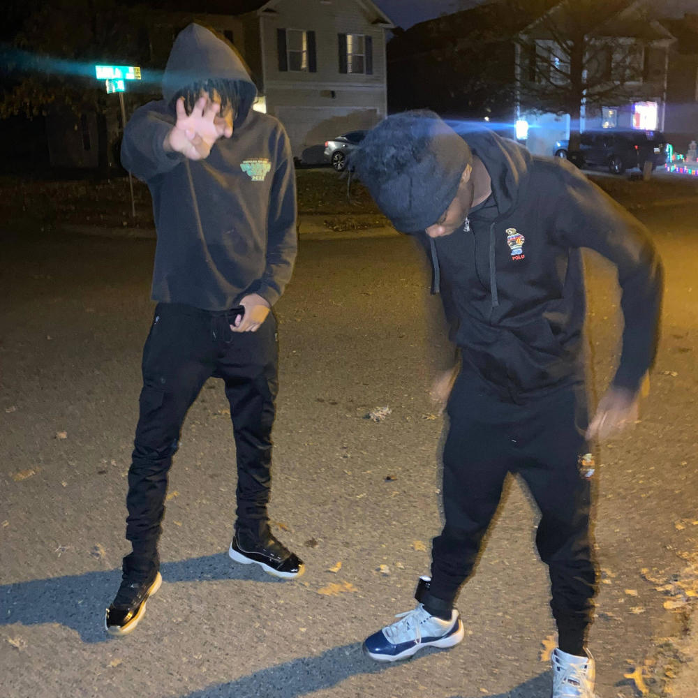 Love no sleezø (feat. 1klutxhmyfully) (Explicit)